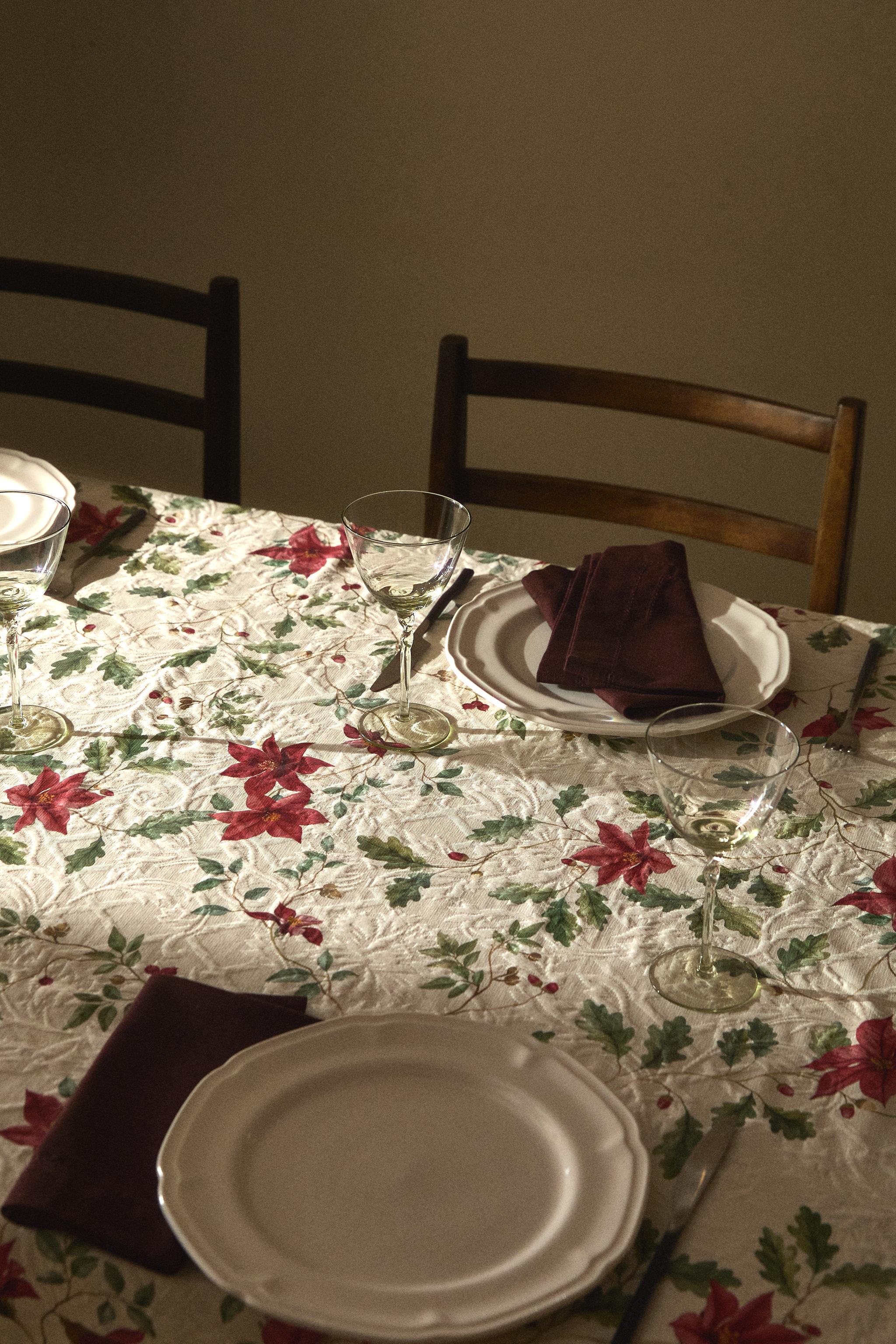 CHRISTMAS FLORAL JACQUARD COTTON TABLECLOTH